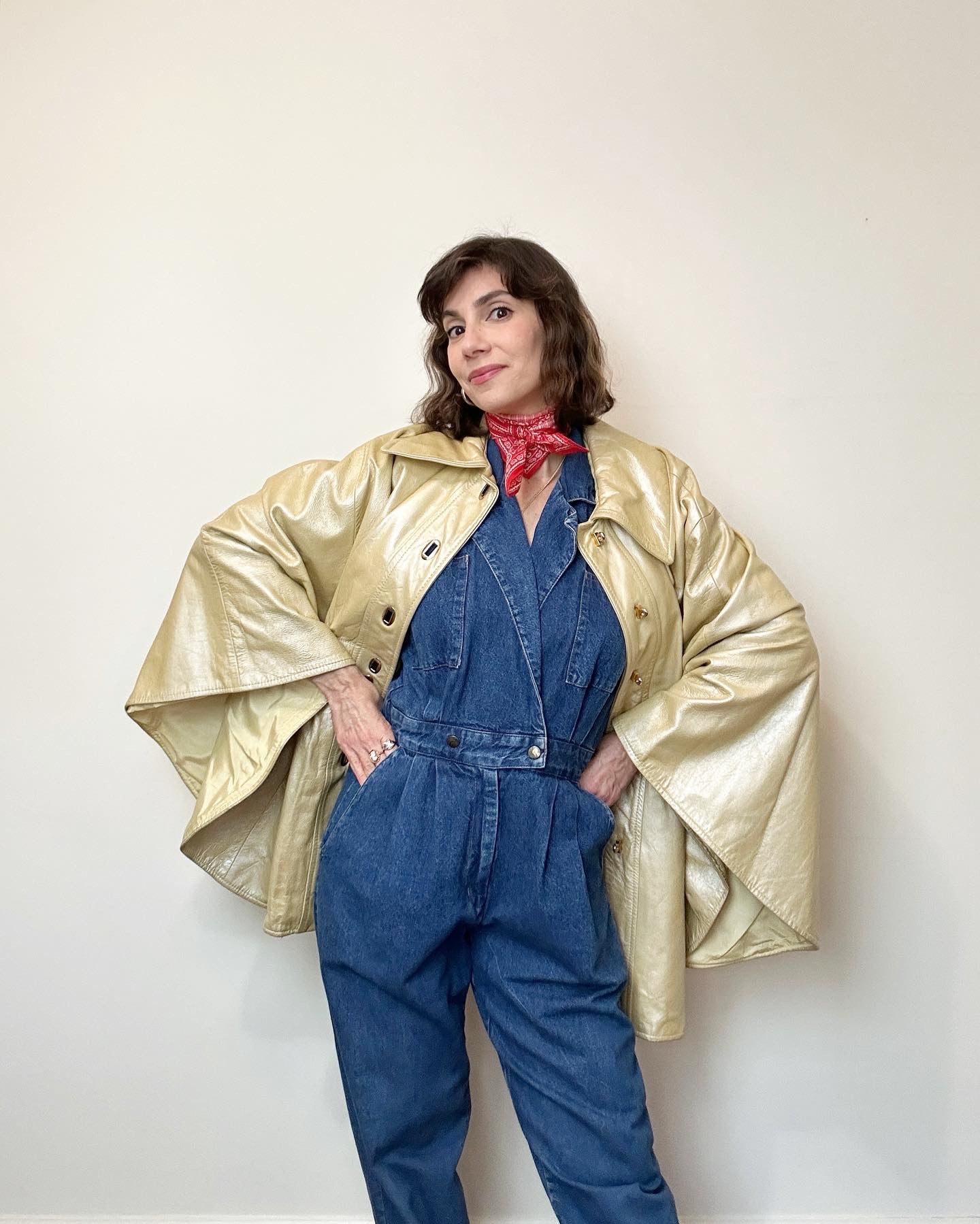 1960s Gold Leather Kiss Lock Cape