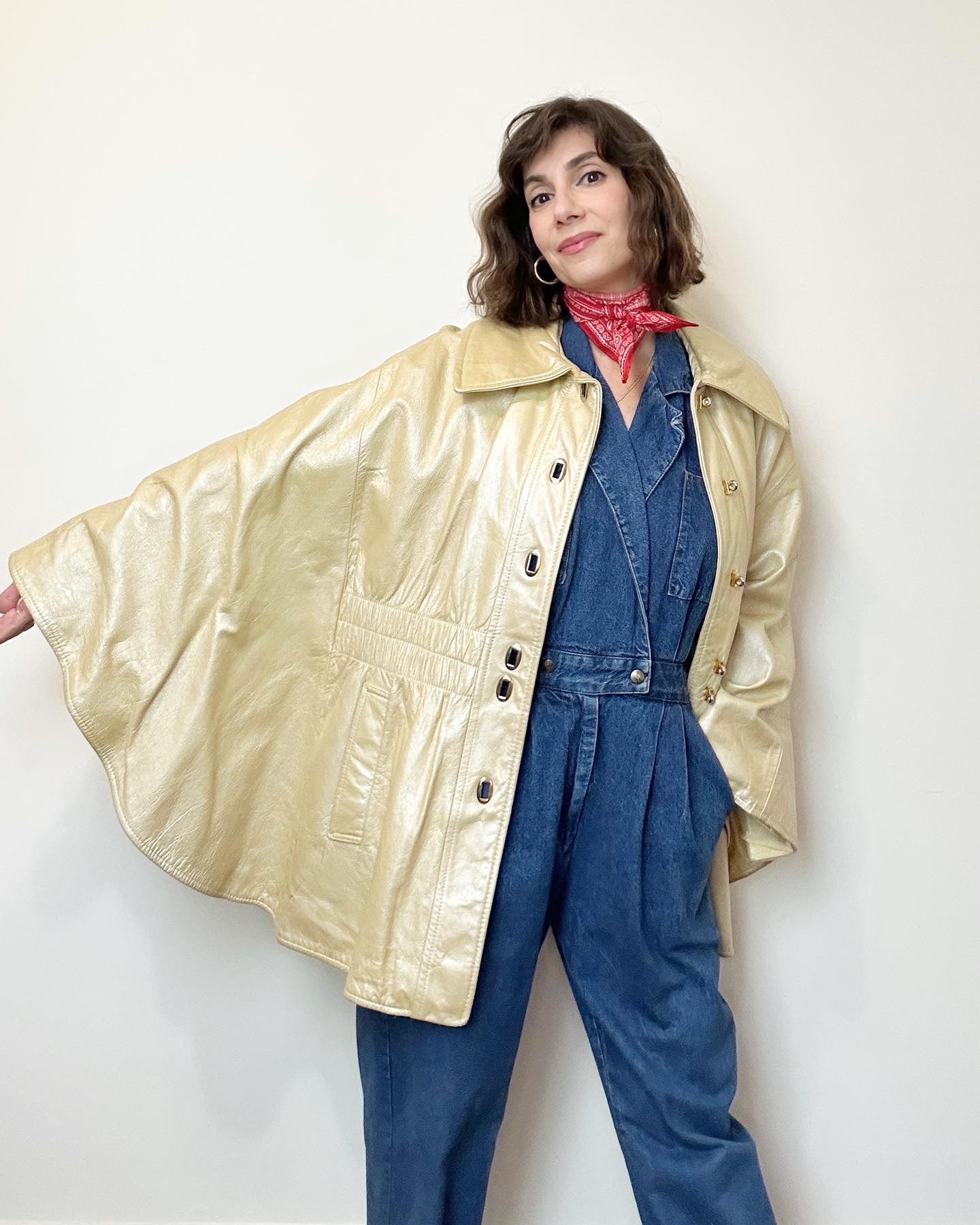 1960s Gold Leather Kiss Lock Cape